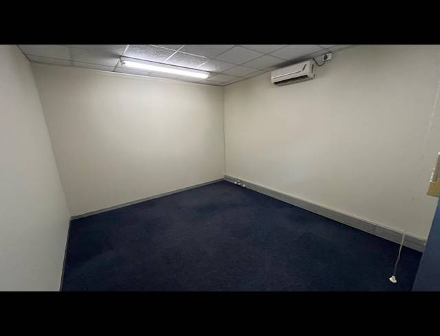 26M² OFFICE TO LET IN EMPANGENI CENTRAL